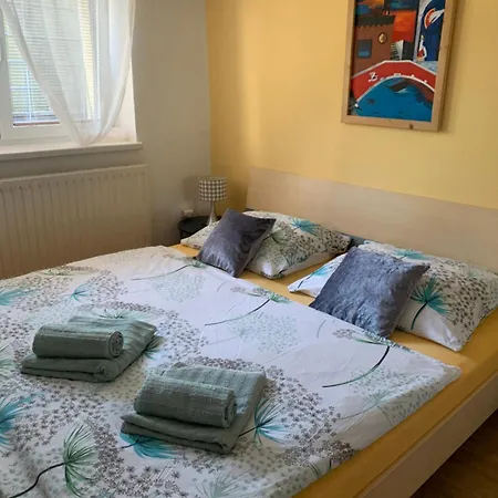 Na Bezdeku * 俄斯特拉发